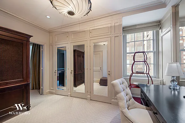 Sold by Coldwell Banker Warburg | media 35