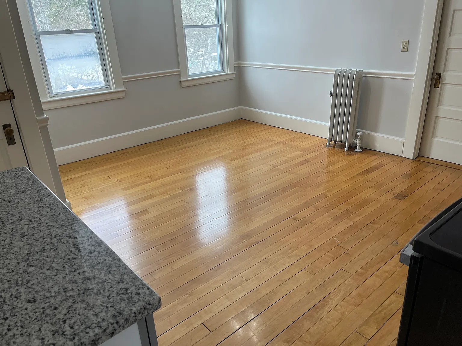 3 bed, 1200 sqft, $2,900 — Photo 3