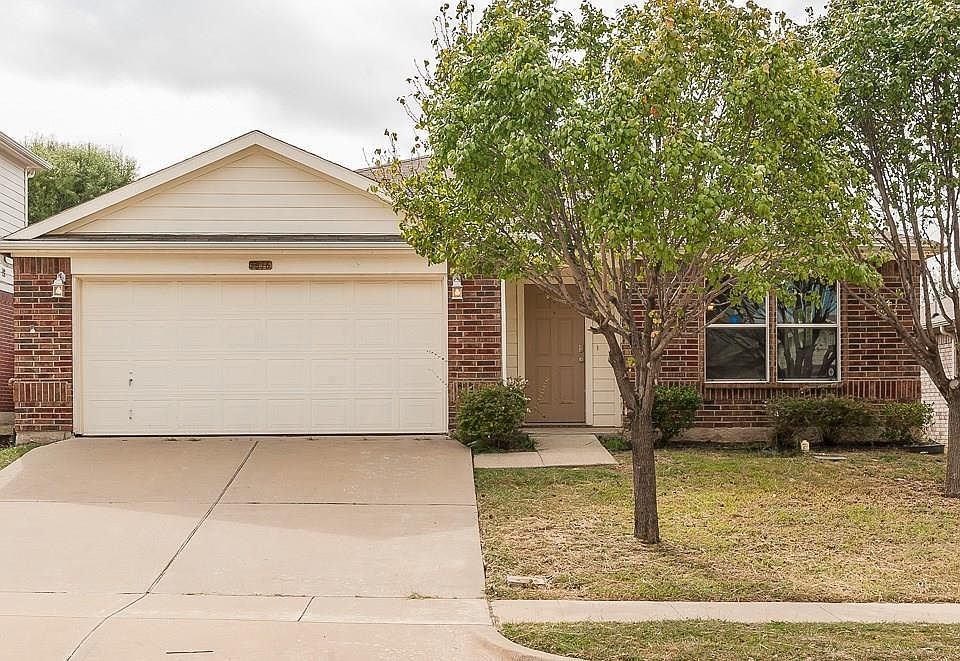 1st image of 1816 Little Deer Ln