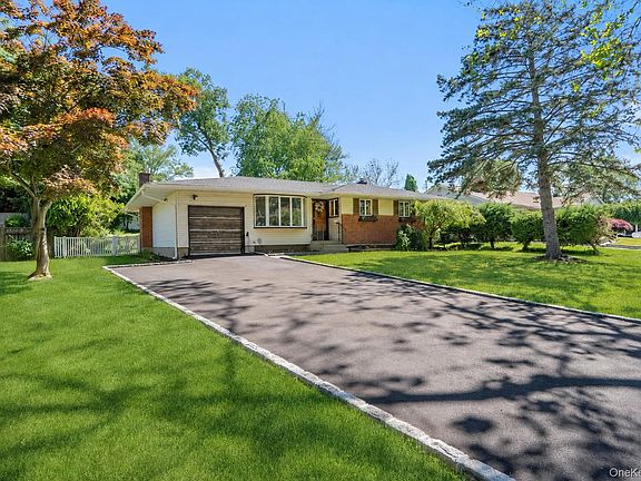 3rd image of 39 Tanglewood Drive