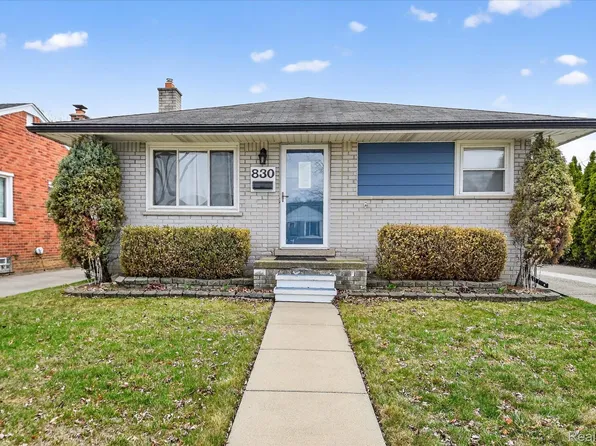 830 Mapleknoll Ave, Madison Heights, MI 48071
