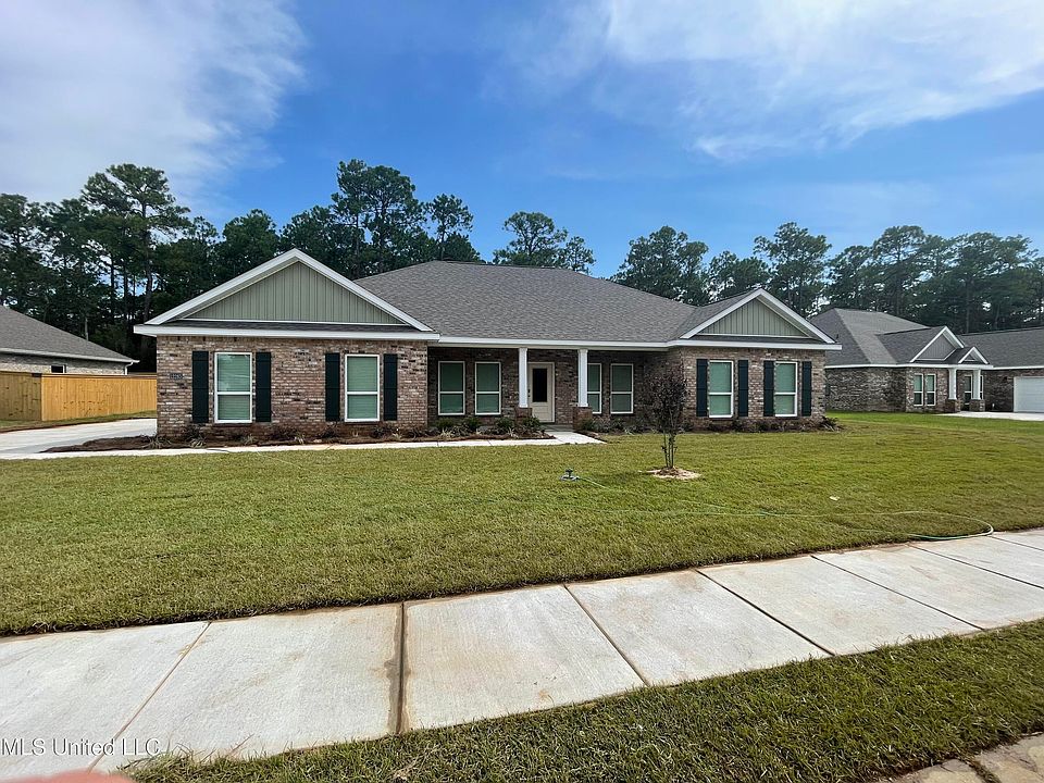 1st image of 12285 Savanna Cir