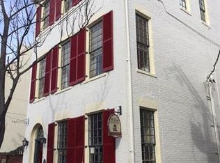 105 N Alfred St, Alexandria, VA 22314