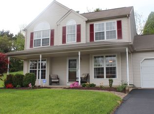 15 Pinckney Dr, Coatesville, PA 19320