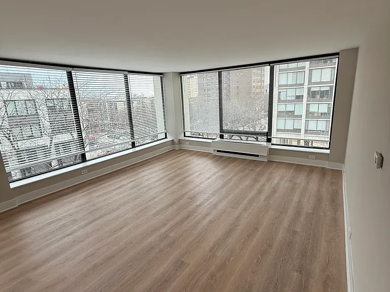 5445 N Sheridan Rd #501 — Photo 4