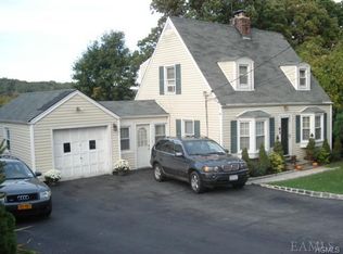 70 Maryton Rd, White Plains, NY 10603