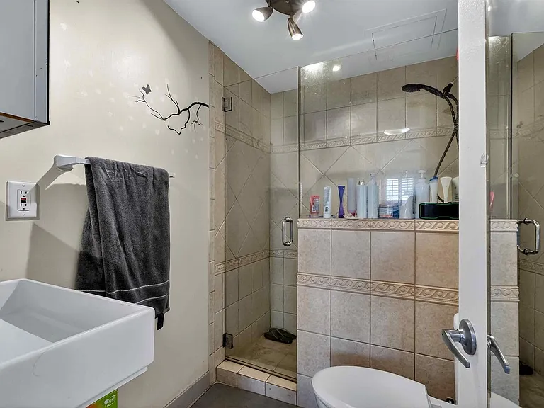 802 Euclid Ave #104 — Photo 27