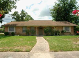 8330 Coastway Ln, Houston, TX 77075