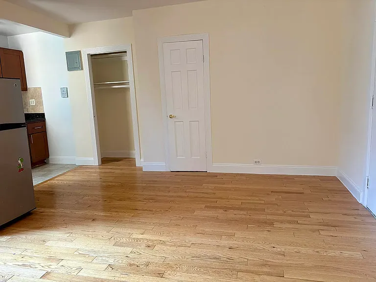 623 W 204th St #3G — Photo 1
