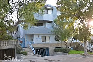 420 Milford St