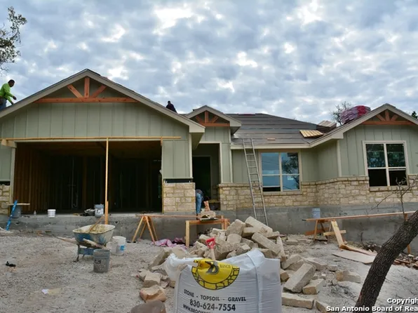 Flint Cir, Canyon Lake, TX 78133