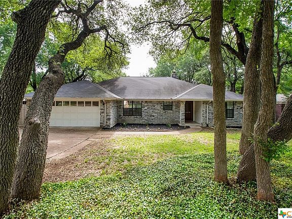 2nd image of 209 Ben Nevis Ln