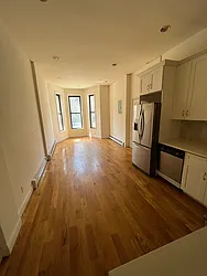 Rented by R New York