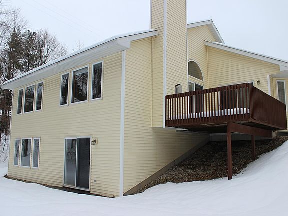 2nd image of 1695 Veterans Dr
