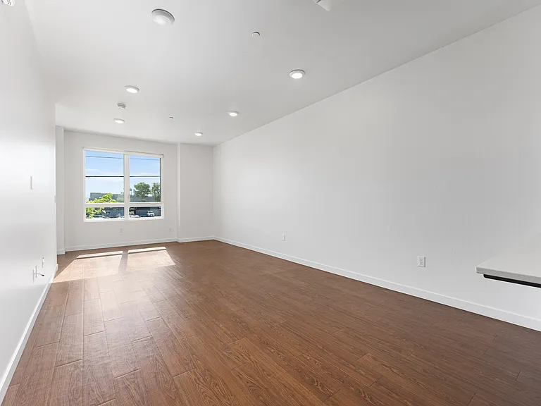 17th Place Townhomes — Photo 7