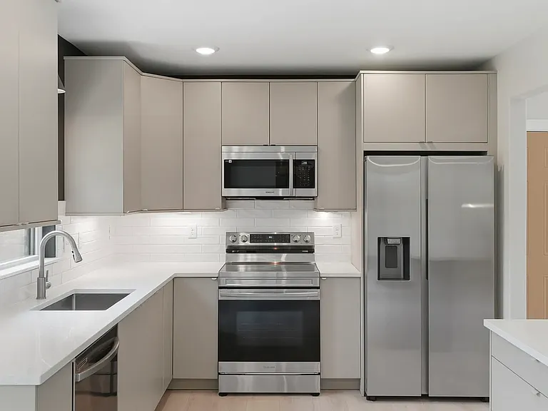 14 Marisco Ln — Photo 8