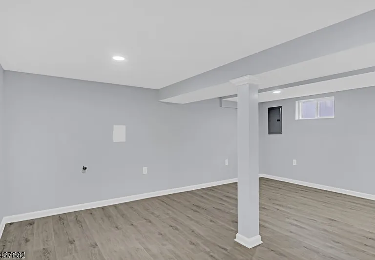2617 Grasselli Ave — Photo 10
