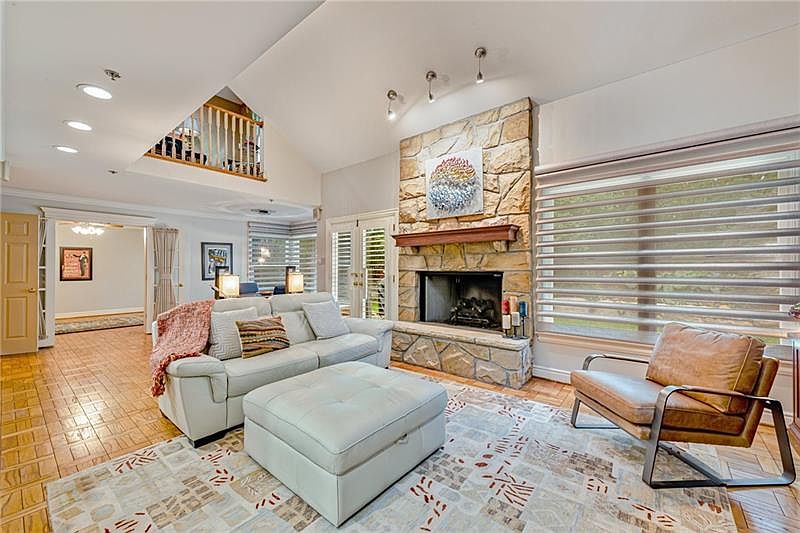 529 Kingsberry Cir, Pittsburgh, PA 15234 Zillow