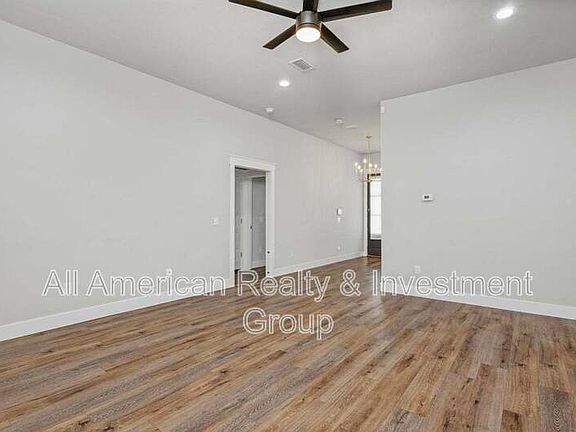 4th image of 2804 Teepee Rd