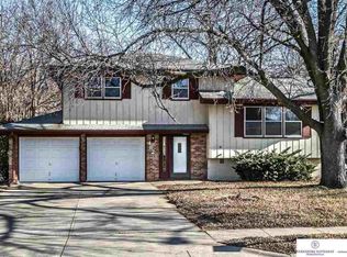 4823 Terrace Dr, Omaha, NE 68134