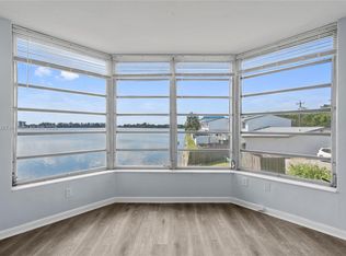 1300 NE 191st St #A203, Miami, FL 33179