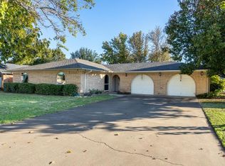 501 Tahiti Dr, Granbury, TX 76048