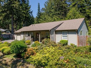 368 Wahkiakum Pl, La Conner, WA 98257