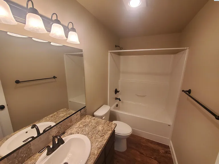 10260 W 18th Ct — Photo 16