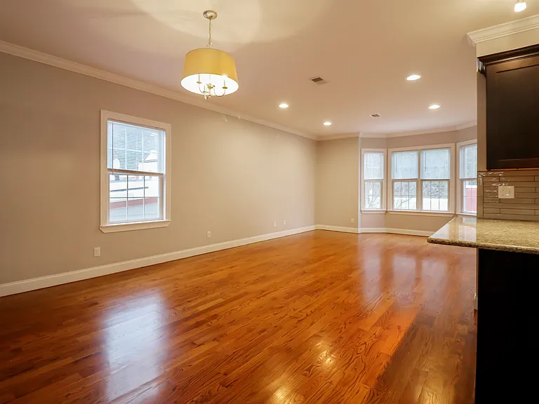 22 W 19th St #2 — Photo 11