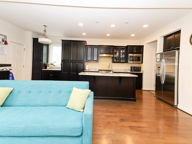 606 Line Rd — Photo 20