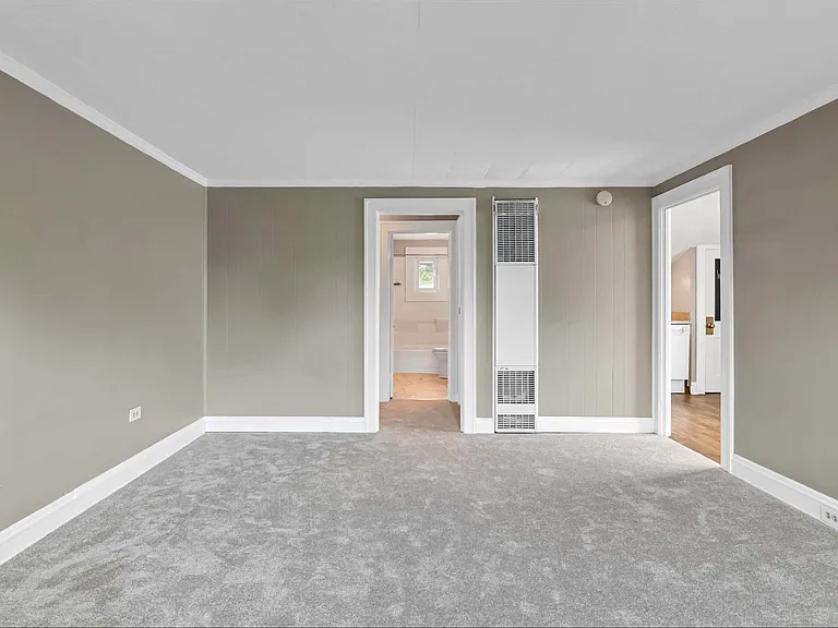17316 Archdale Ave #3 — Photo 6