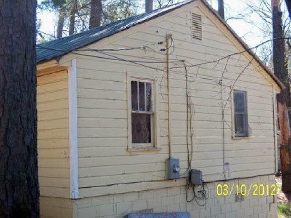 4th image of 1367 West Dr