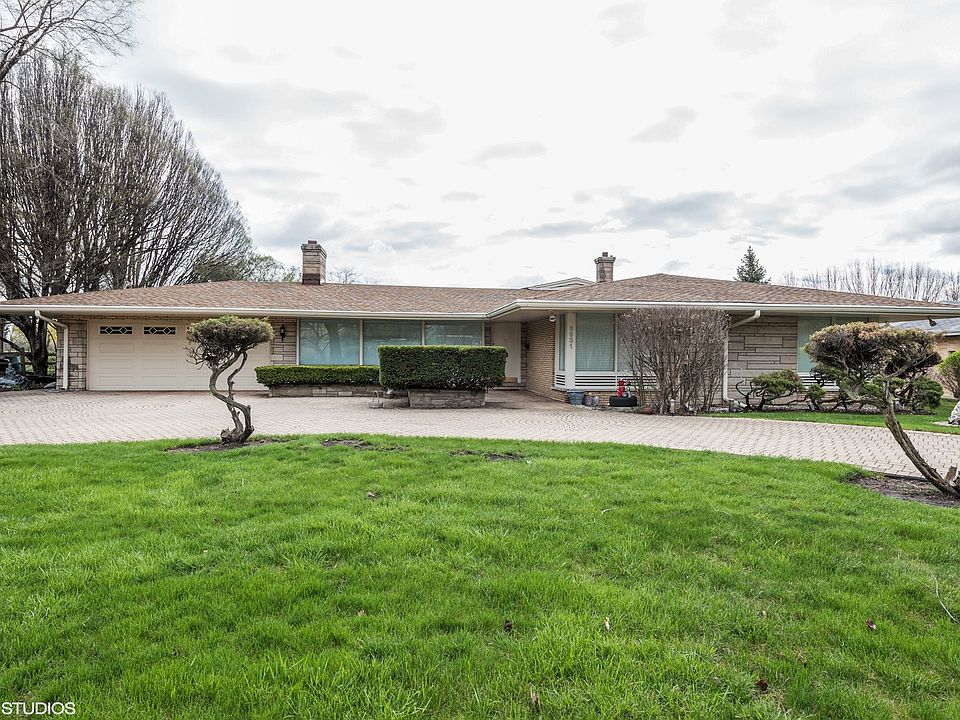 1st image of 8631 Skokie Blvd