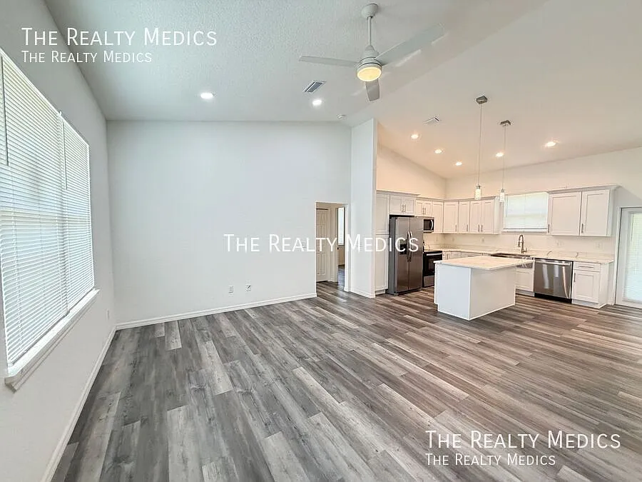 Awesome 3 Bd/2ba Home In Beautiful Ocala — Photo 4
