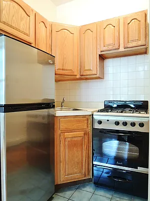 Rented by J Misrahi Realty Corp | media 8