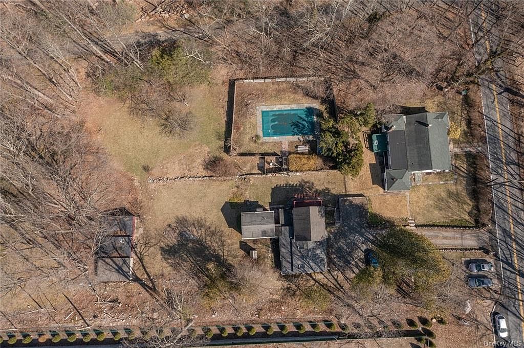 40 Hillside Avenue, Airmont, NY 10952 Zillow