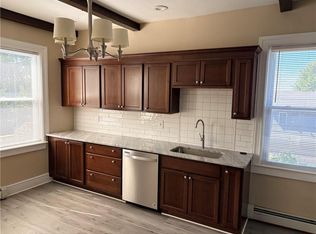 198 Camp St #2, Providence, RI 02906
