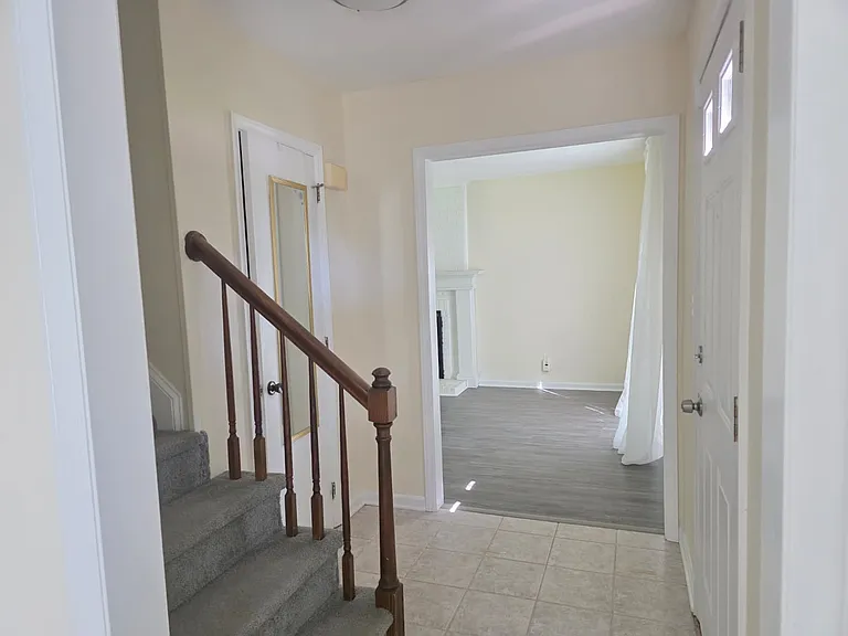 11702 Fernhurst Ln — Photo 12