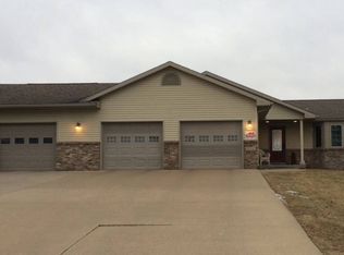 N7112 Bice Ave, Holmen, WI 54636