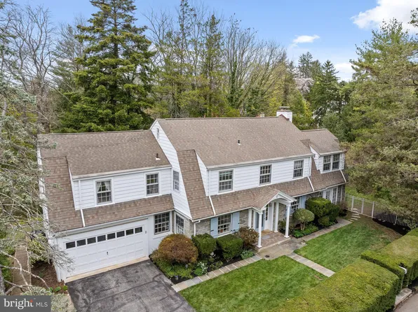 3 Canterbury Ln, Saint Davids, PA 19087