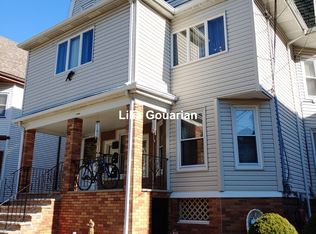 20 Victoria St #2, Somerville, MA 02144