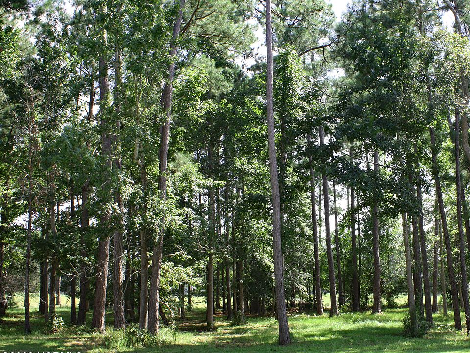 1st image of 371 Laurel Valley Drive SW