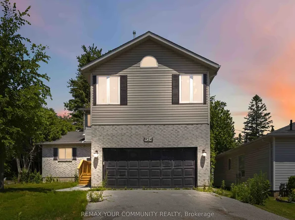924 Helen St, Innisfil, ON L9S 1T5