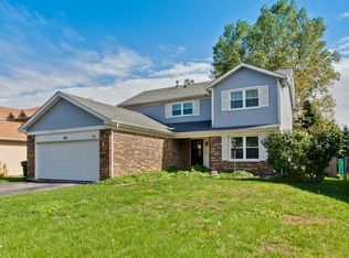 109 S Greenview Ave, Mundelein, IL 60060