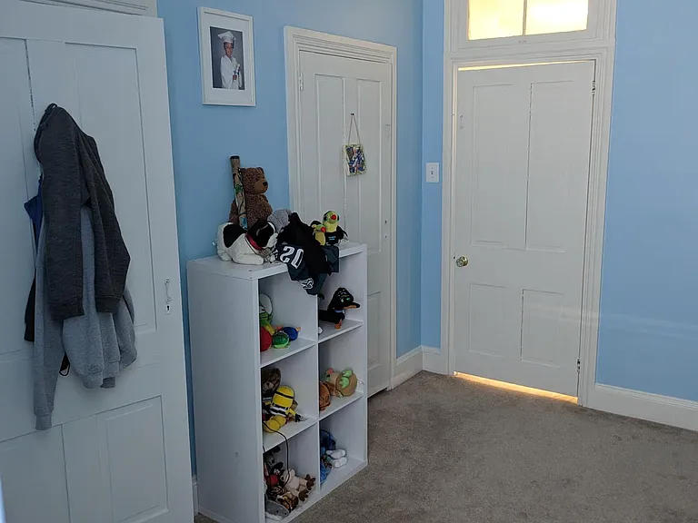 3504 Ainslie St — Photo 27