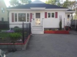 164 Ennell St, Lowell, MA 01850