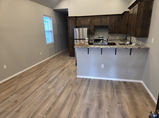916 S Elm St, Sallisaw, OK 74955