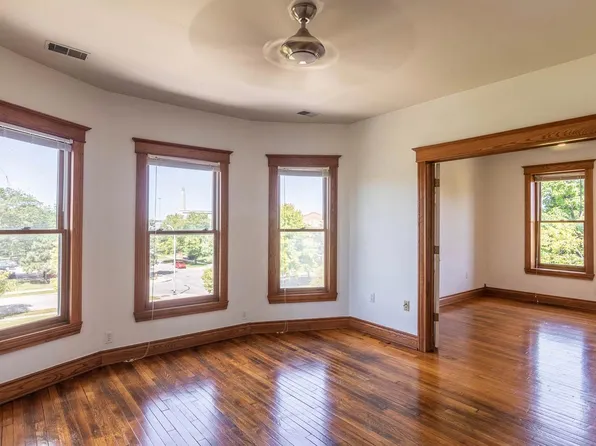 560 E Kirby St, Detroit, MI 48202