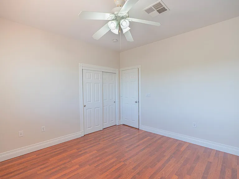 4482 Zev Ct — Photo 17
