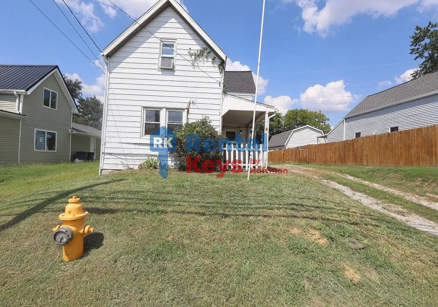 Three Bedroom House | Westside — Photo 1